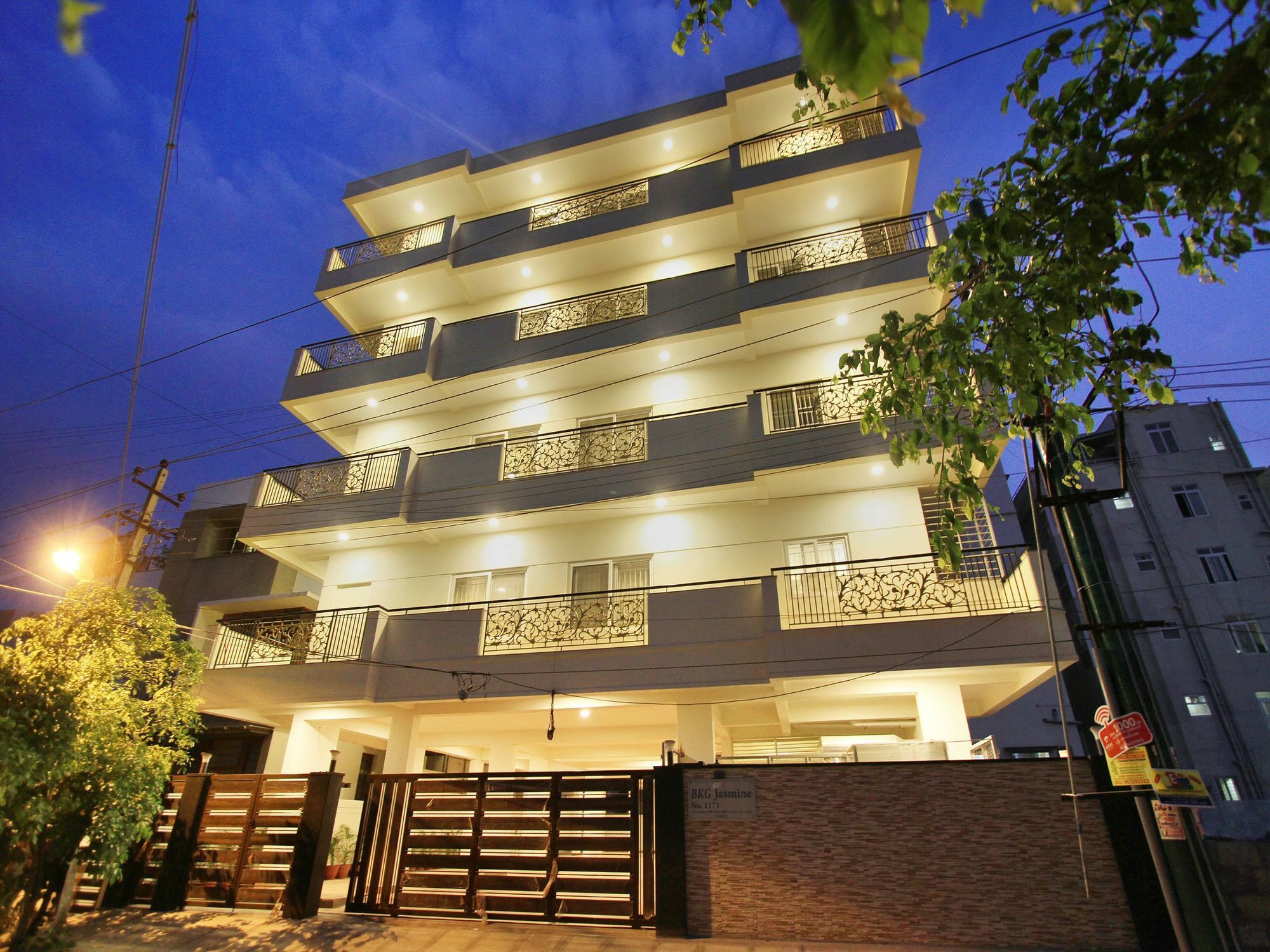 Treebo Kings Suits, Hsr Layout Bangalore Exterior foto